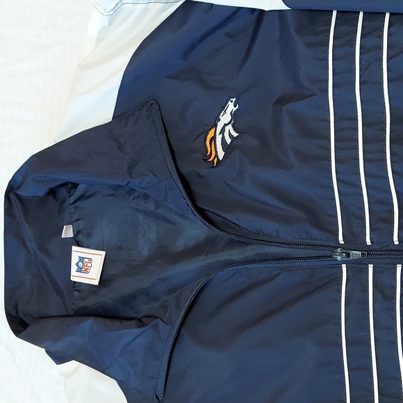 Vintage Broncos Sports Illustrated NFL Windbreaker Rarely Worn - Picture 3 of 4